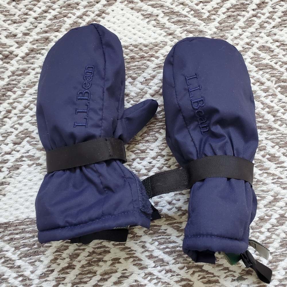 LL Bean snow mittens 18-24m